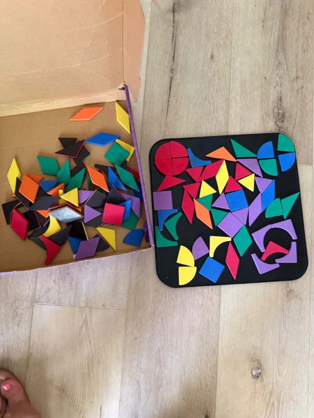 Lakeshore learning magnetic design board